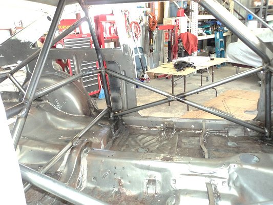 Datsun 1200 cage DONE 003_zpswp7kgh3u